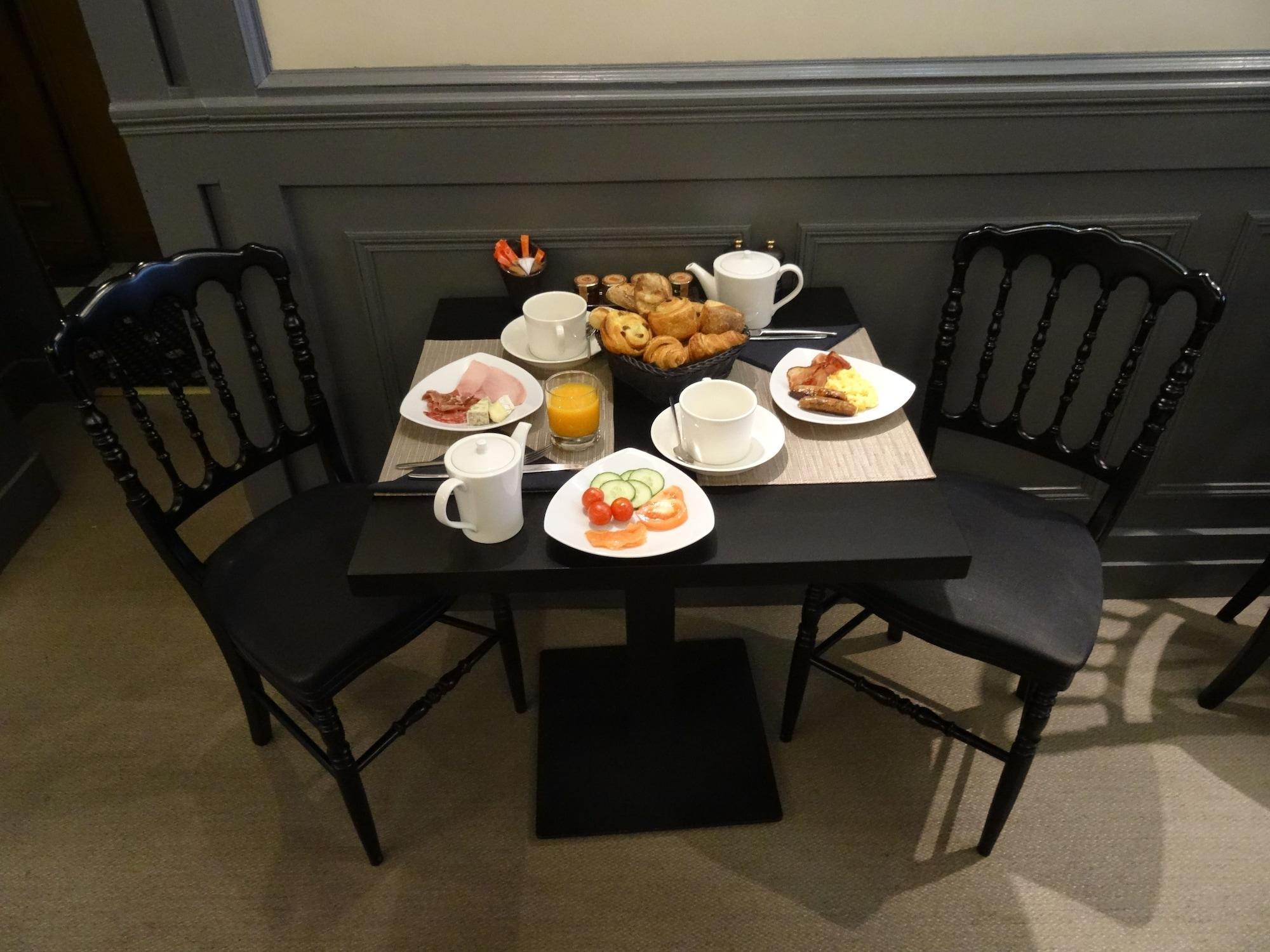 Hotel Claridge Paris Luaran gambar