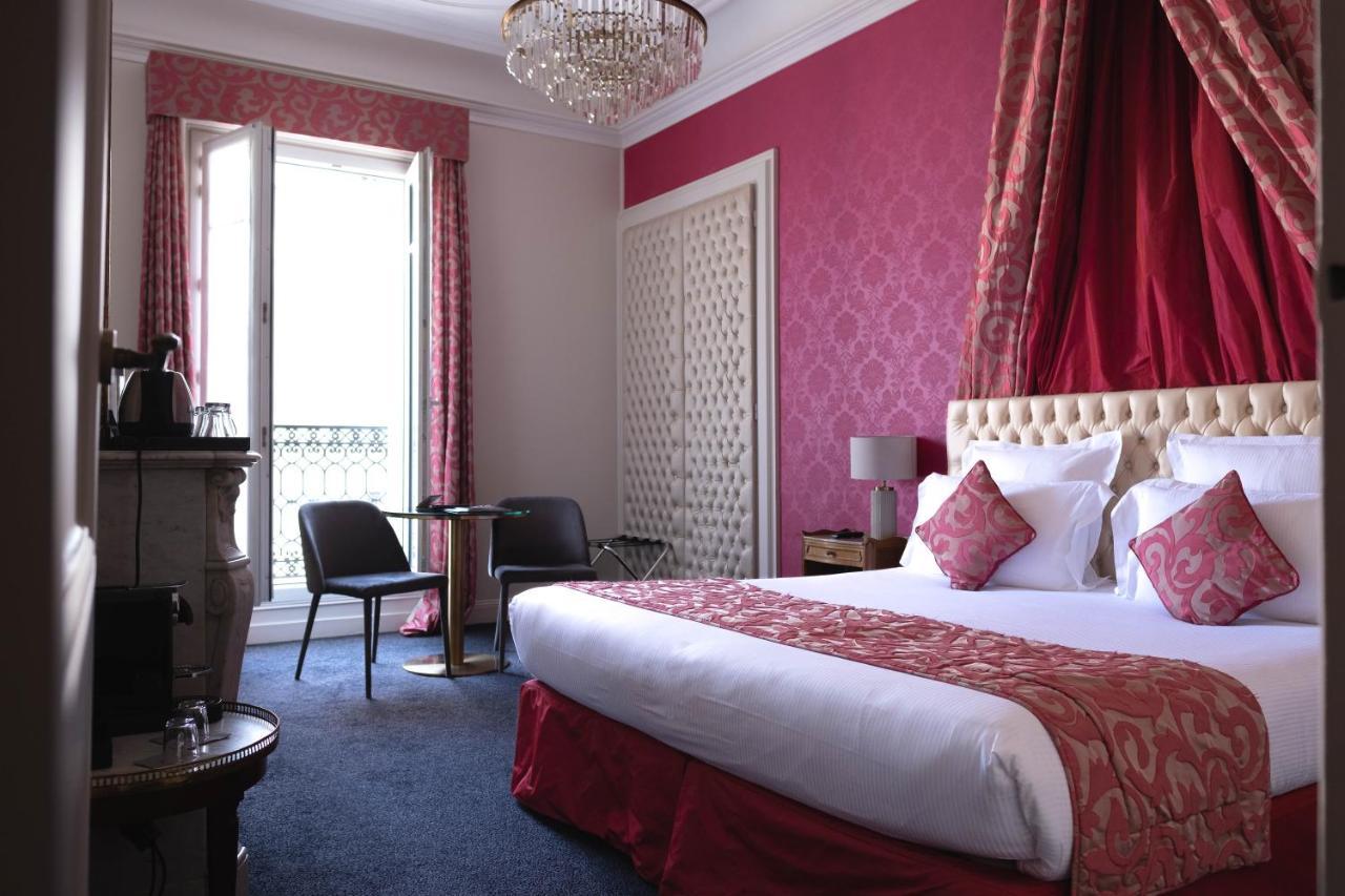 Hotel Claridge Paris Luaran gambar