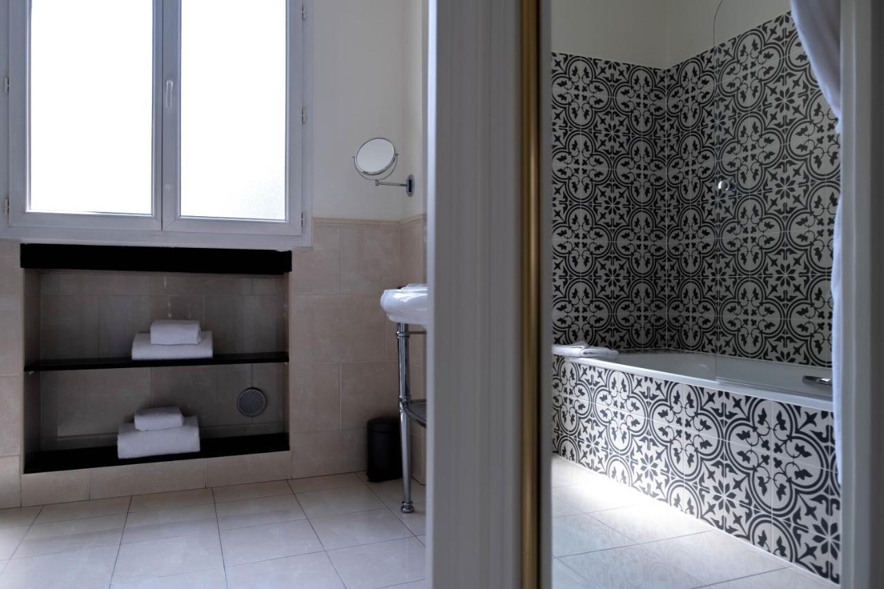 Hotel Claridge Paris Luaran gambar