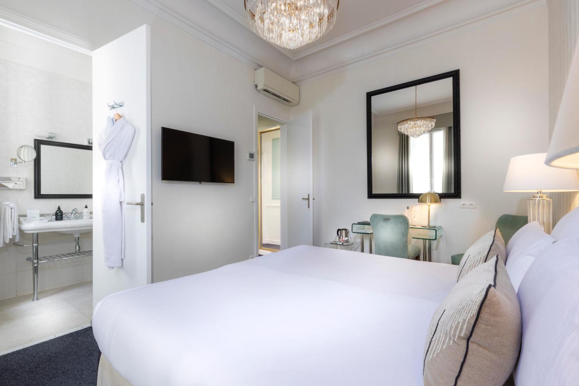 Hotel Claridge Paris Luaran gambar
