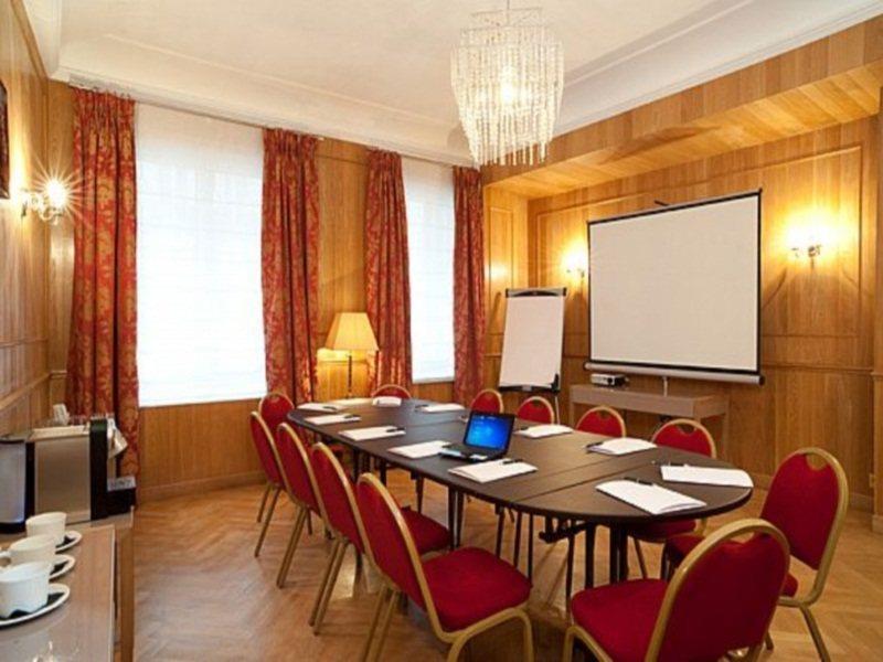 Hotel Claridge Paris Perniagaan gambar